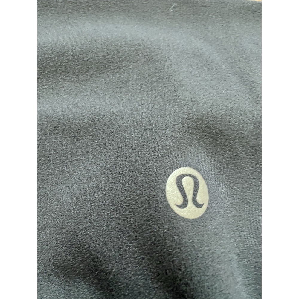 Lululemon Speed Up Women's 2.5" Black Running Shorts - Picture 8 of 9